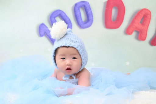 梁山6个月宝宝睡觉摇头